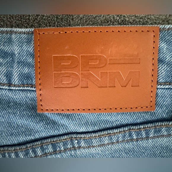 Princess Polly Light Wash “Leila Yolk Mom Jean” Sz-4 - Picture 13 of 14